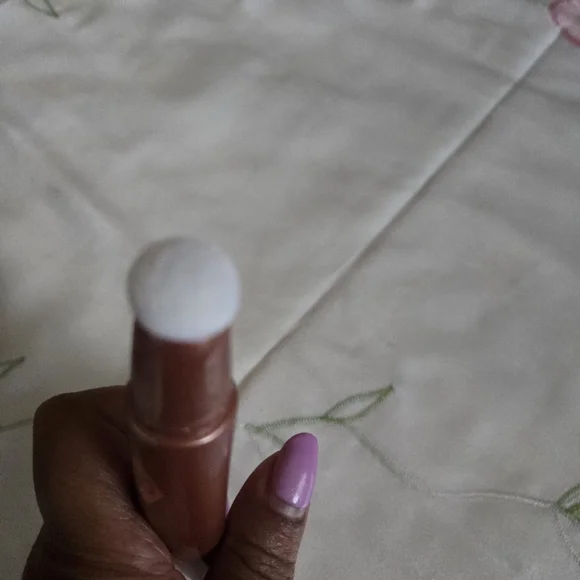 Charlotte Tilbury Glowgasm Beauty Light Wand - Picture 4 of 4